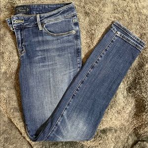 ✨Lucky Brand Lolita Skinny Jeans✨